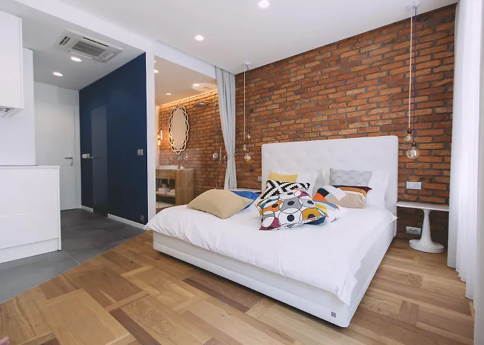 アパート Dragon's Den *